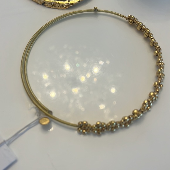 NWT Handcrafted Brass necklace.  Garland ADJUSTABLE NECKLACE - Picture 9 of 17